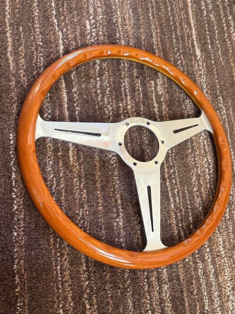 ナルディ　当時物　36パイ　32400 ウッド3スポークステアリング