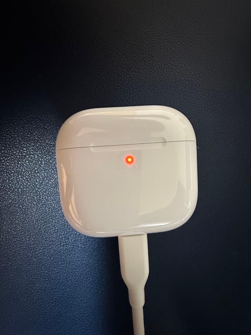 Airpods4 本体のみ(右耳なし)