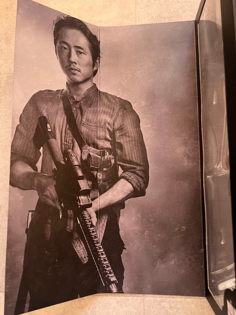 やまヤマやまヤマ ★ウォーキングデッド グレン 1/6スケール