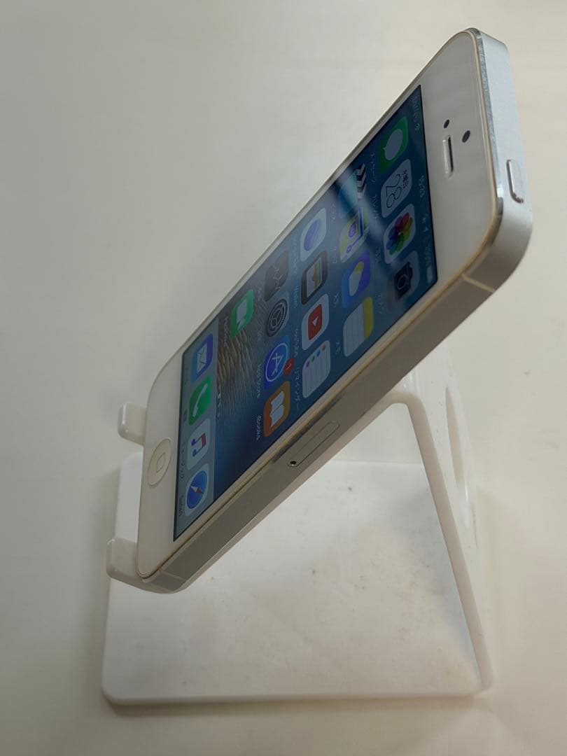 【超極美品】iPhone５シルバー32GB iOS 10.3.1コレクション級