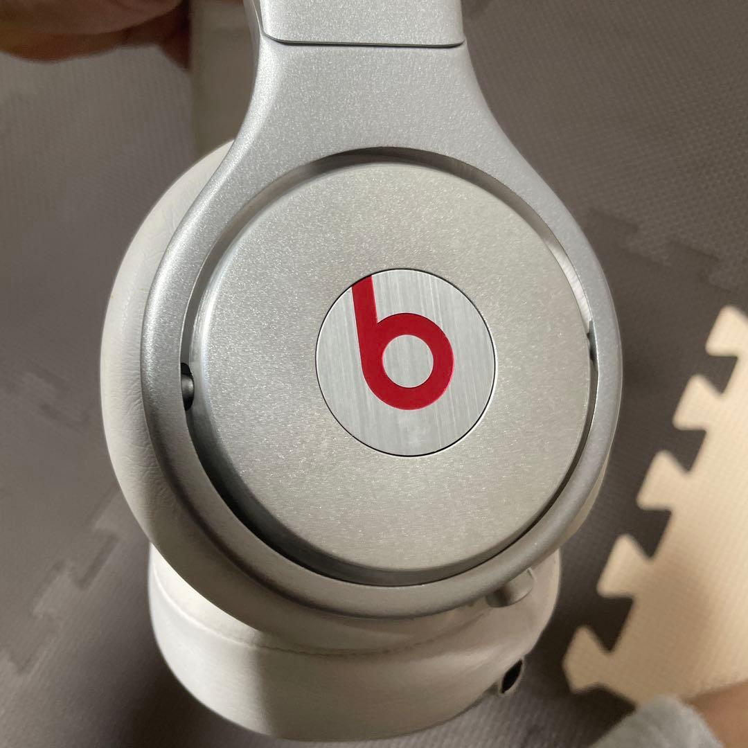 beats pro ヘッドホン　Dr.Dre ホワイト　Monster