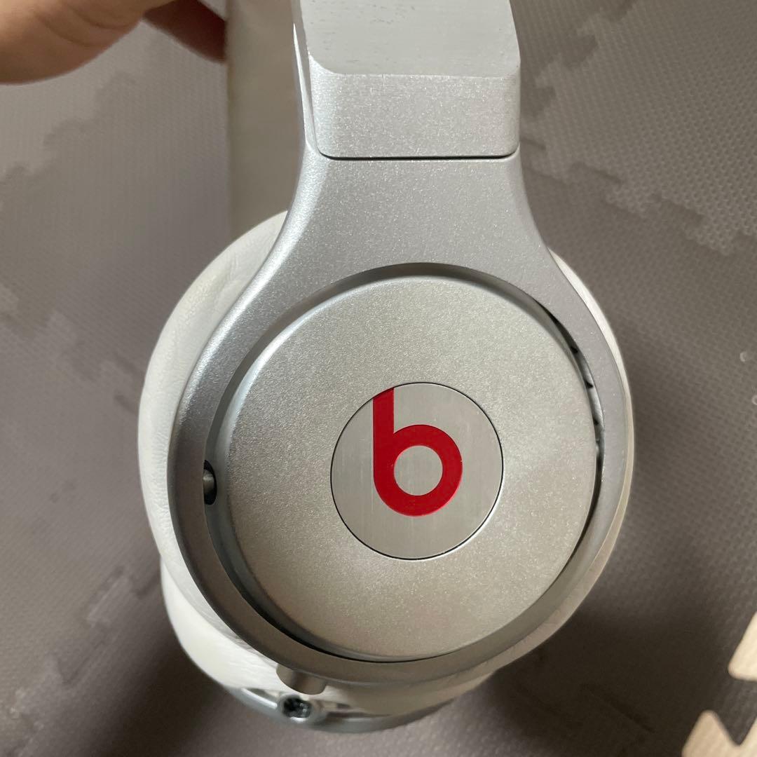 beats pro ヘッドホン　Dr.Dre ホワイト　Monster