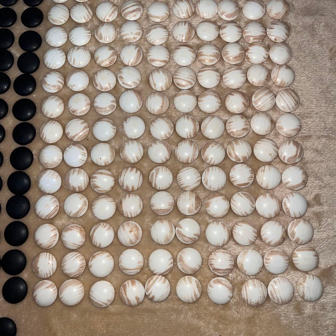 蛤⭐️碁石 蛤白石厚み約1cm 那智黒黒石 碁笥付き 34号？