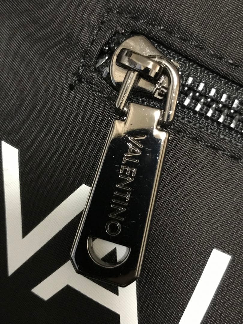 極美品⭐︎ マリオ ヴァレンチノ　ボディバッグ　ウエストバッグ　ウエストポーチ