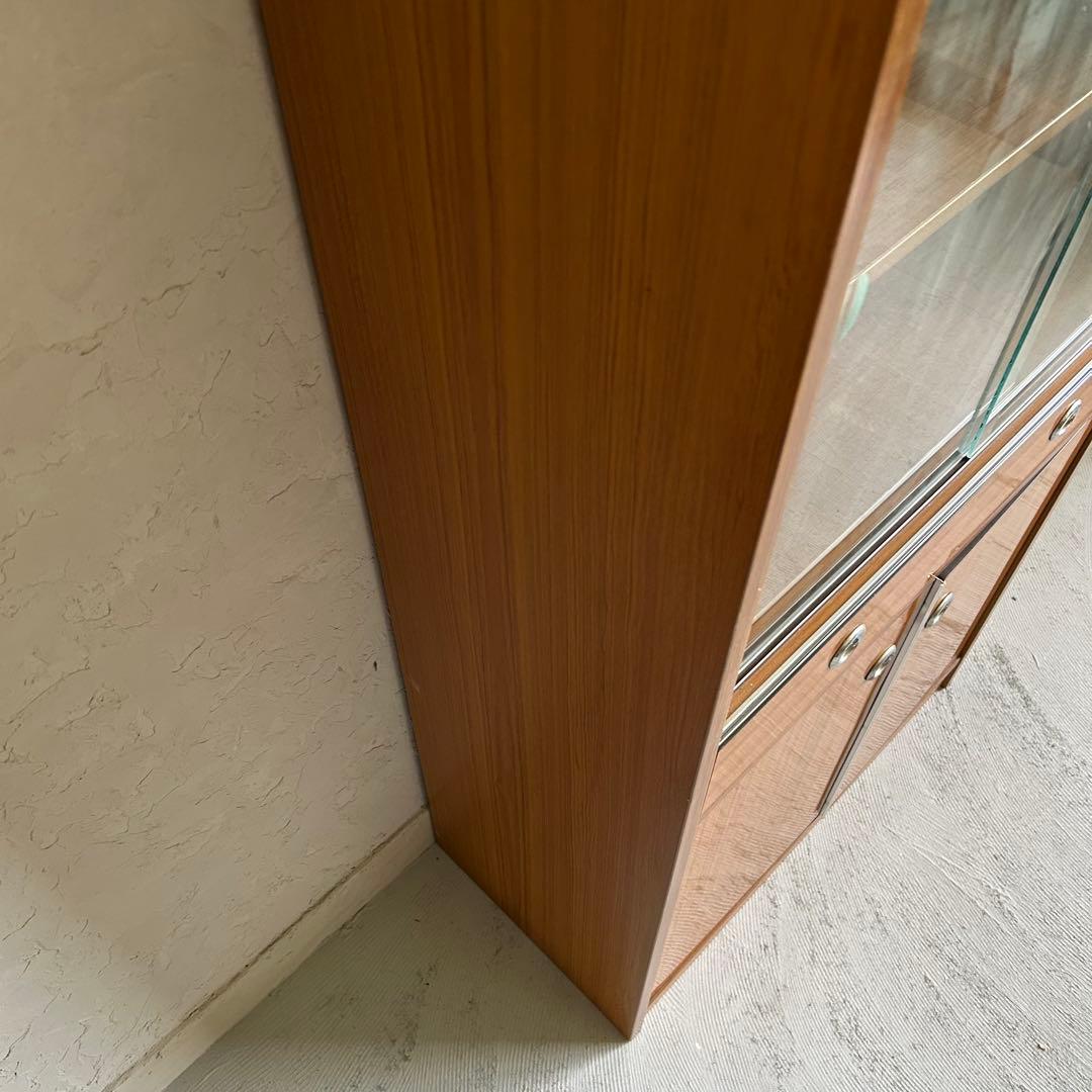 【美品】レトロポップ 木目調 食器棚