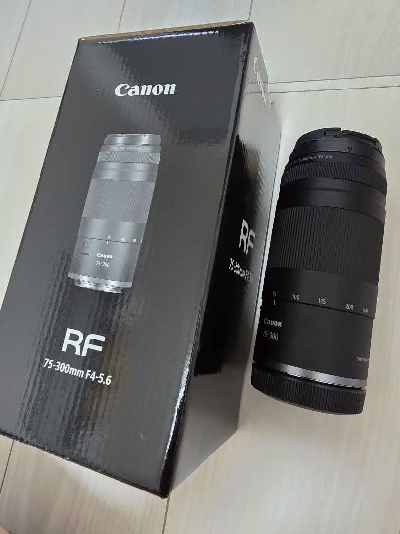 Canon RF 75-300mm f/4.5-6.3 ズームレンズ