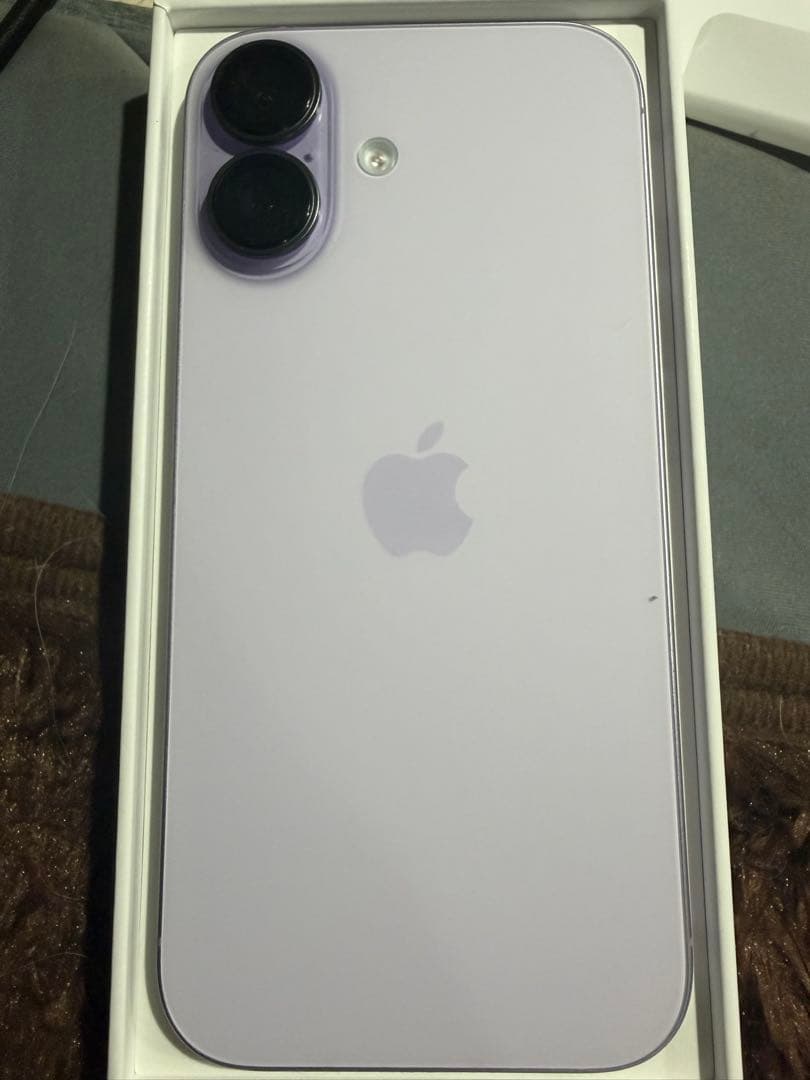 【美品】iPhone17 ラベンダー 本体 256GB