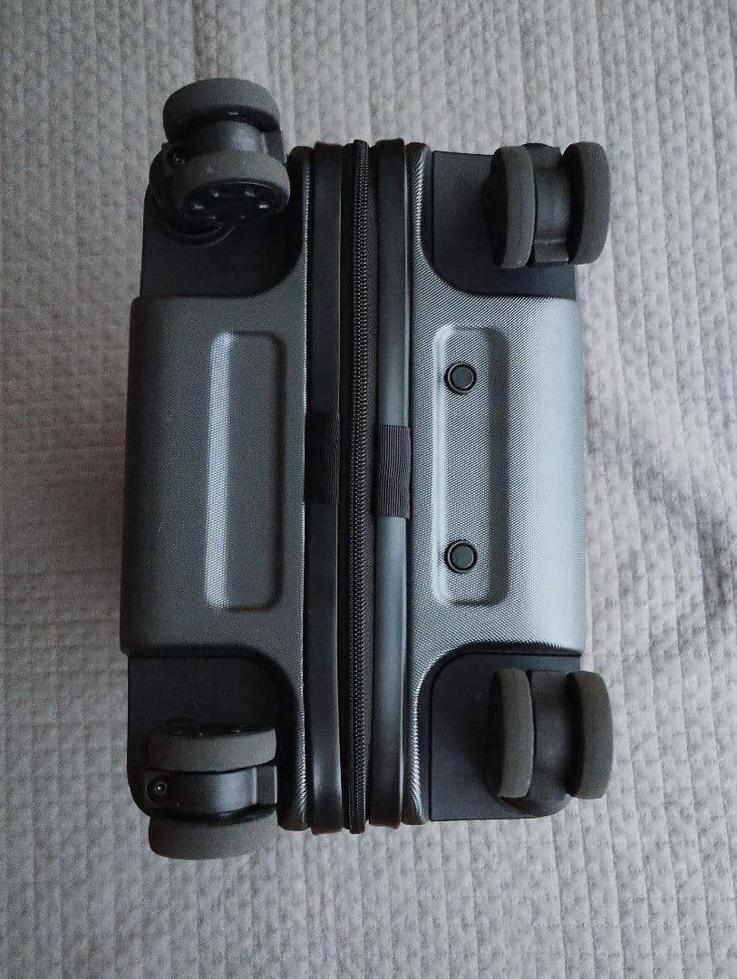 ■美品■無印良品 20L グレー　バーを自由に調節できるハードキャリーケース