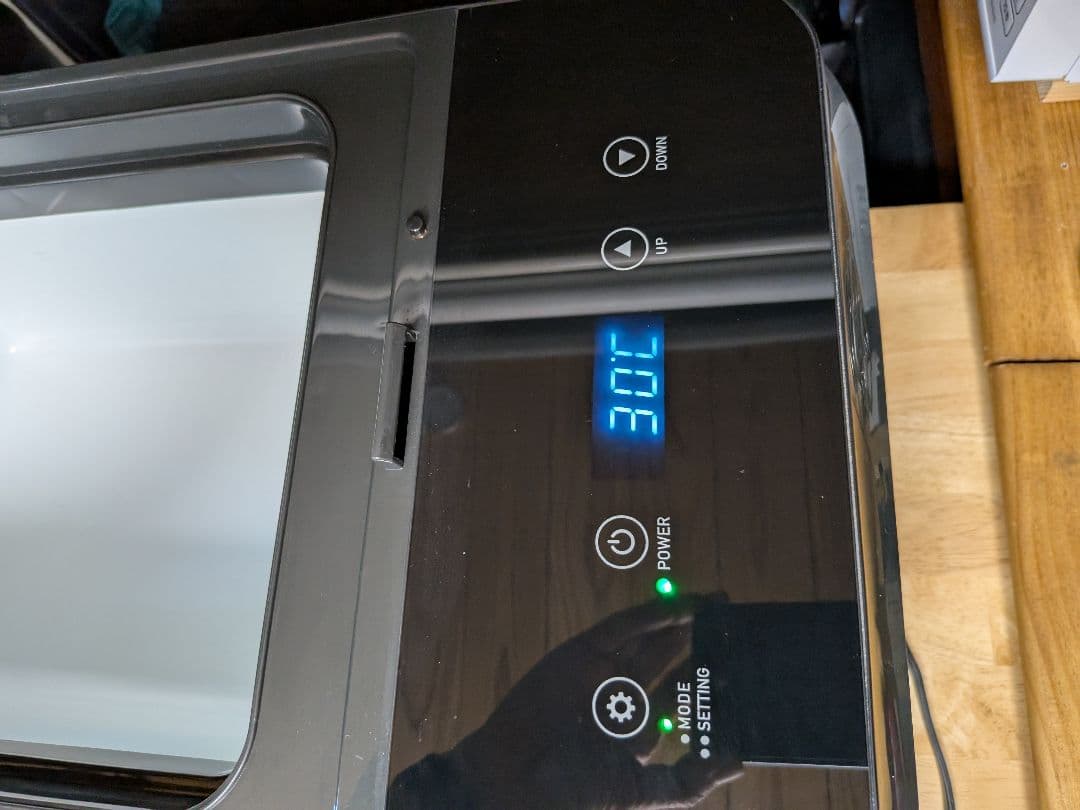 ドン・キホーテ車載冷蔵庫18L 中古