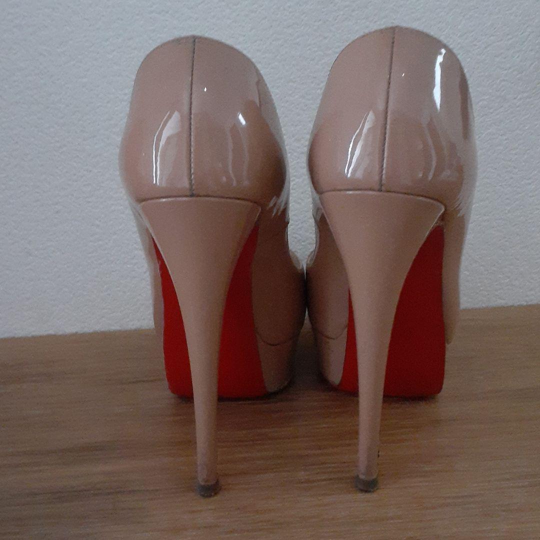 値下げしました これからのイベントにどうですか？ルブタンパンプス