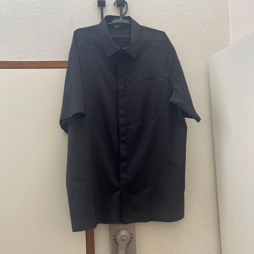 大人気‼︎ 完売‼︎ アークテリクス　スカイライン　シャツM