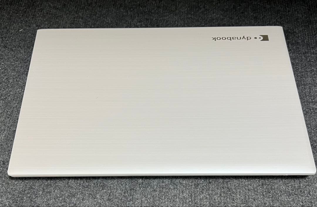 【dynabook】Corei7 , メモリ16GB ストレージ914GB