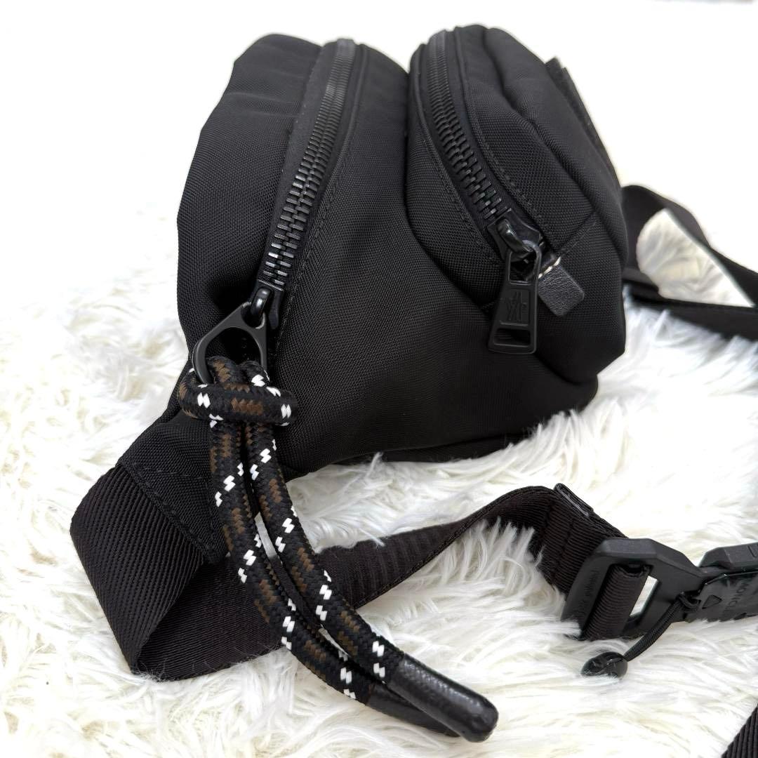 Kazuhiro505様✨MONCLER ボディバッグ ウエストポーチ