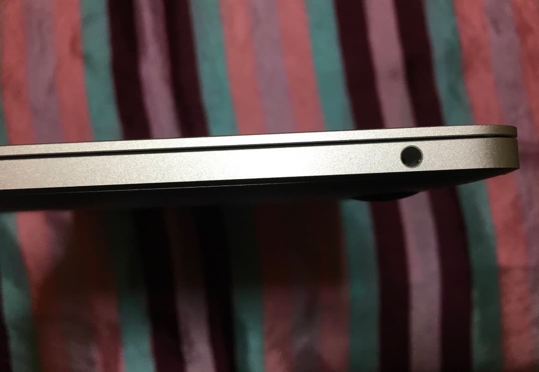 MacBook本体 Apple MacBook Pro 2017 8GB 250GB WIN11PR