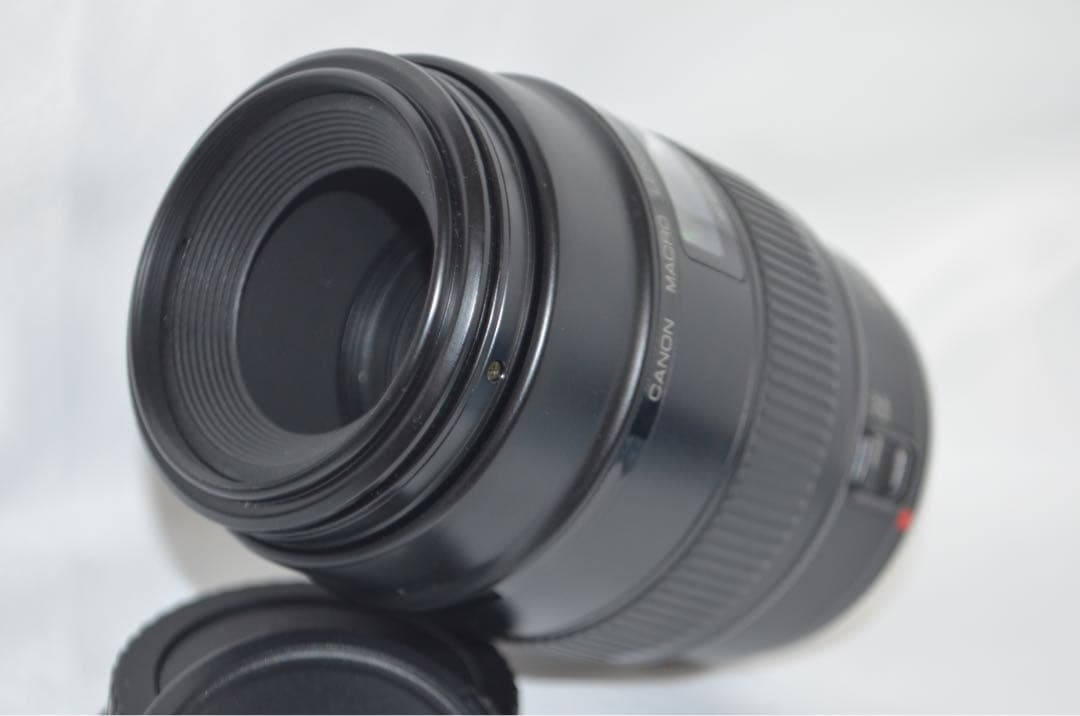 美品　Canon キヤノン EF 100mm F2.8 マクロレンズ