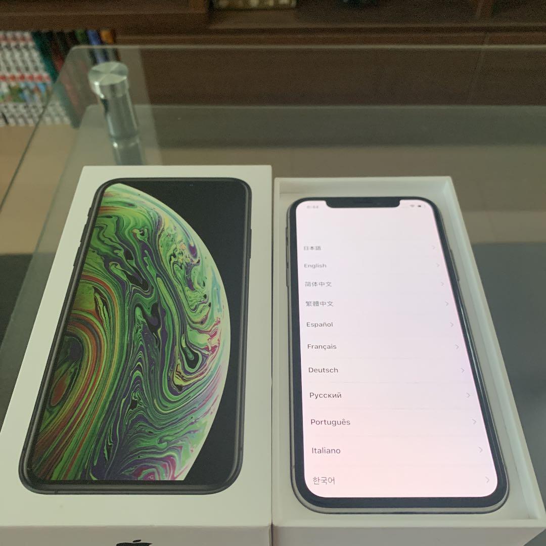 スマートフォン本体 iPhone Xs Silver 64 GB au