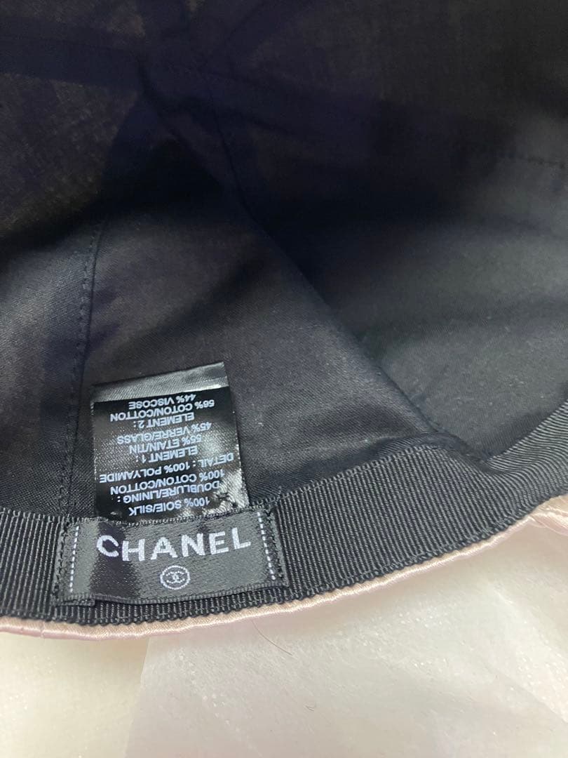 CHANEL ピンク キャップ パールロゴ