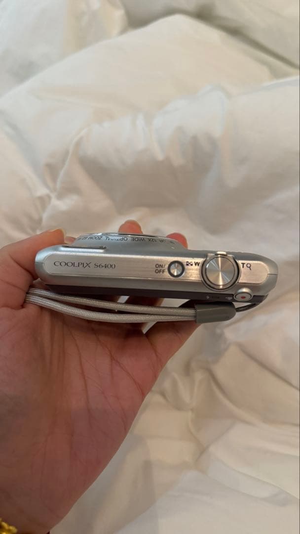 Nikon COOLPIX s 6400シルバー 12倍ズーム