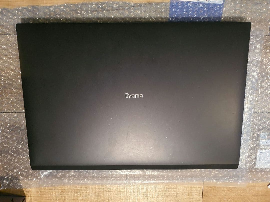 iiyama 17インチ ノートパソコン