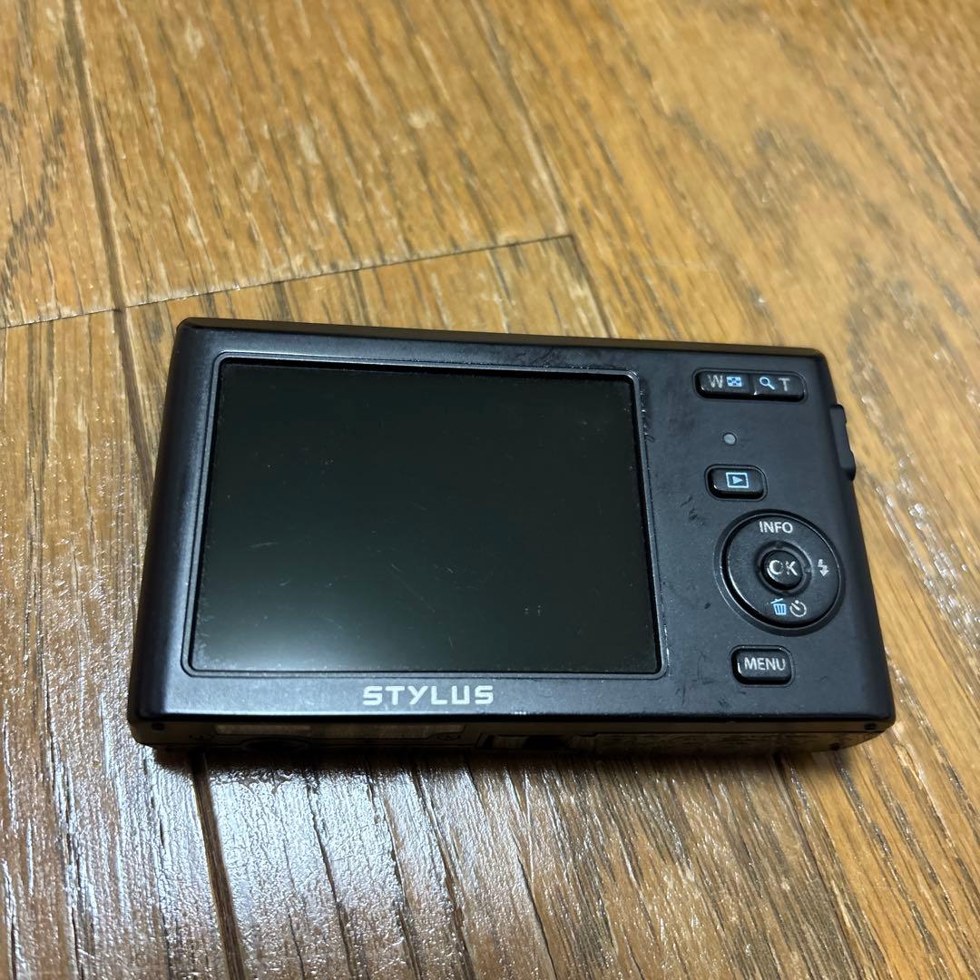 オリンパス　デジタルカメラ　デジカメ　OLYMPUS VG-180 ブラツク