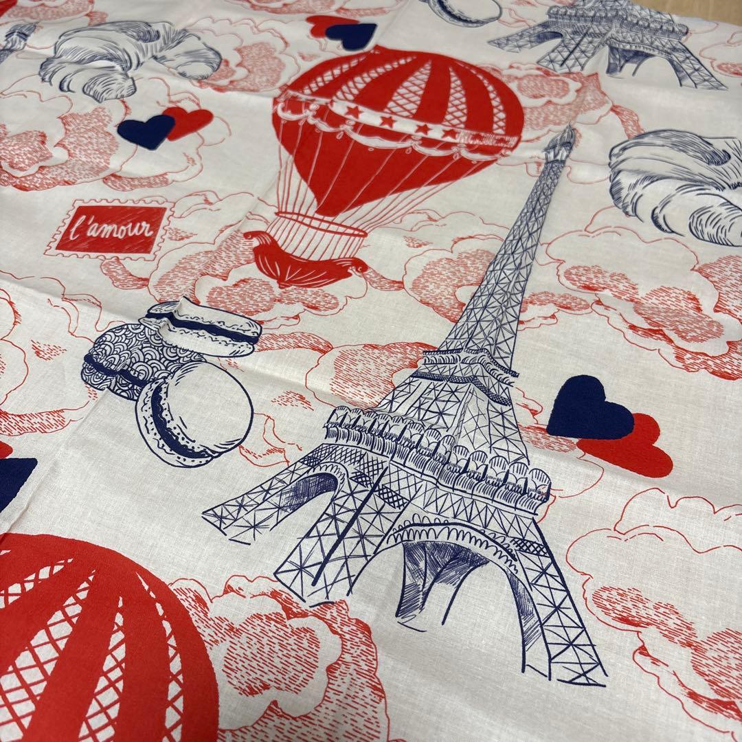 新品　未使用　大阪関西万博　フランス　ハンカチ　スカーフ　フランス館　万博限定