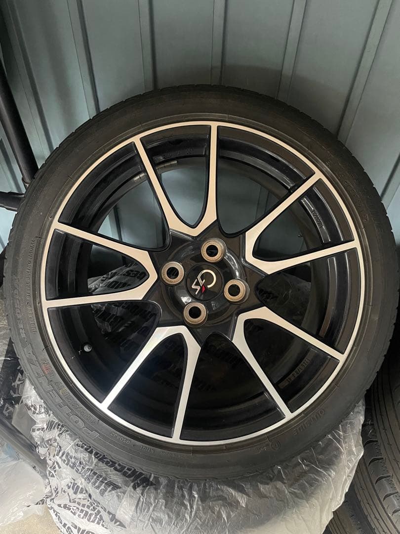 アクア GS 17インチ ホイール4本セット　195/45R17