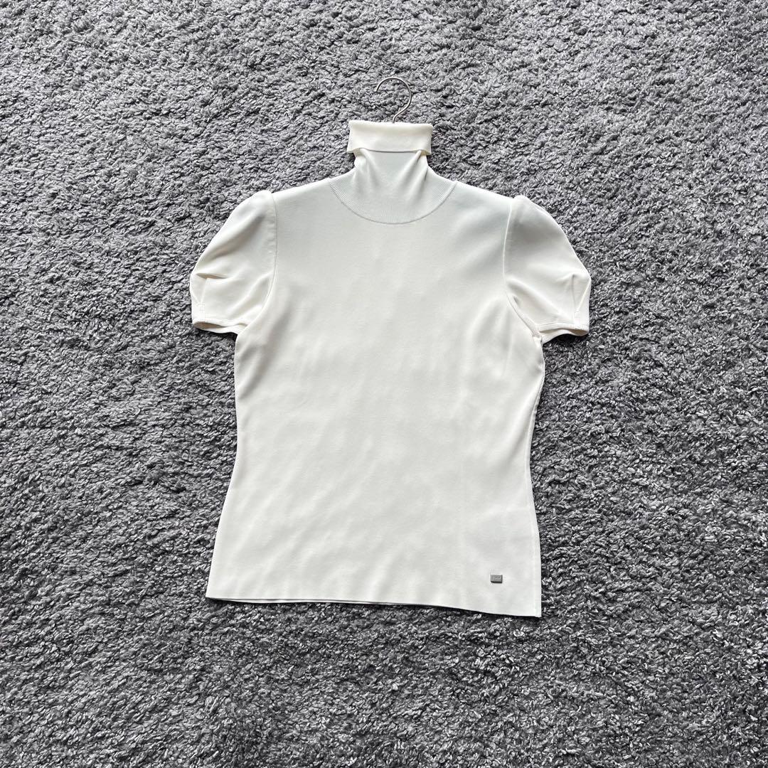 FOXEY 42 オフホワイト パフスリーブ タートルネック ニット