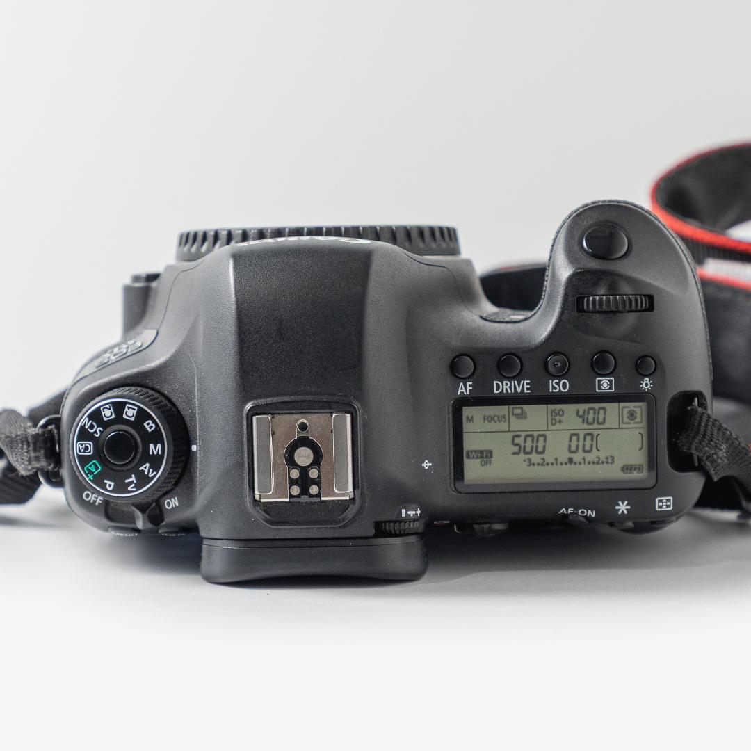 Canon EOS 6D バッテリーグリップ BG-E13 バッテリー2個付き