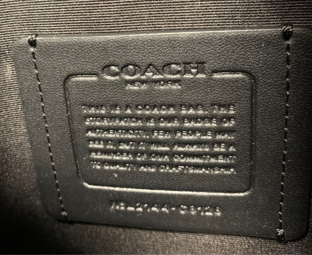 COACH メッセンジャーバッグ 合成皮革 ロゴ入り 保存袋付き✴︎美品✴︎