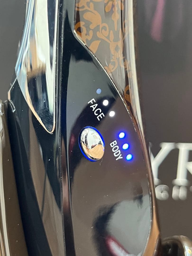 パイラナイト PYR KNIGHT 美顔器 EMS RFラジオ波 痩身 全身用