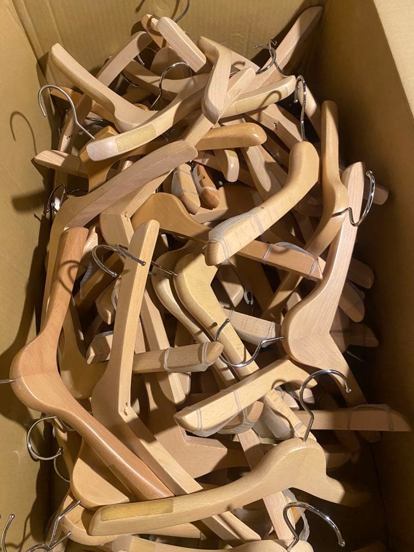 木製ハンガー　ハンガーまとめ売り　ハンガー　ブラック　200本　4色