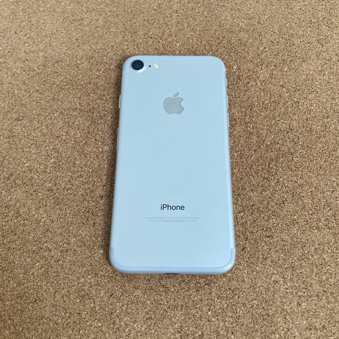 4046【早い者勝ち】美品☆電池最良好☆iPhone7 32GB SIMフリー☆