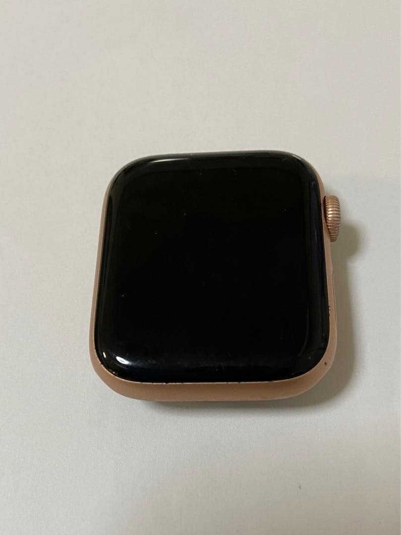 Apple Watch Series 4(GPSモデル)- 44mm ゴールド