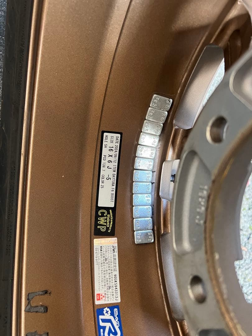 [たーろ］ジムニーシエラ　ノマド　タイヤホイール4本セット