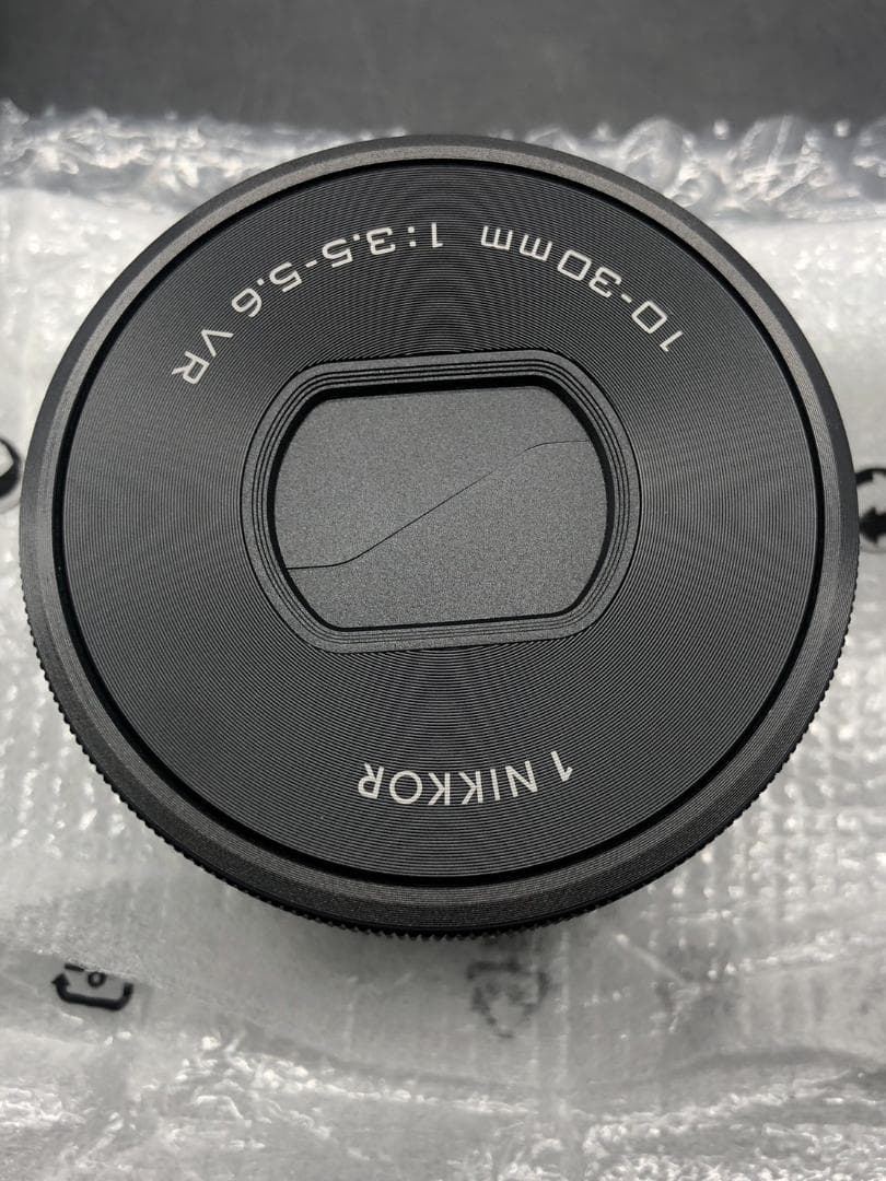 ほぼ未使用 Nikon 1 J5モデル ズームレンズキット ブラック