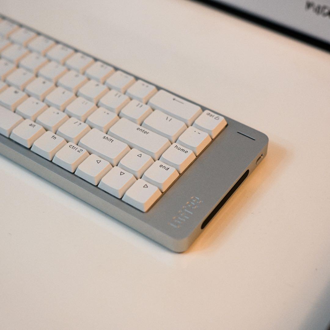 Lofree Flow2 68 ロープロファイル 静音キーボード シルバー