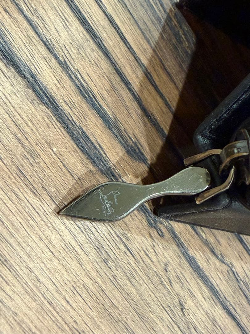 【美品】ルブタン 財布 ケース　カード