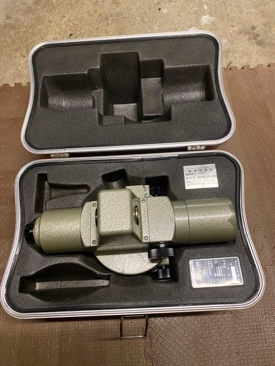 オートレベル　測量機