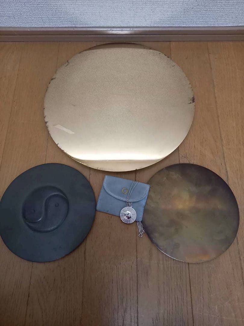 不思議研究所太極八卦鏡3点とペンダントの4点セット