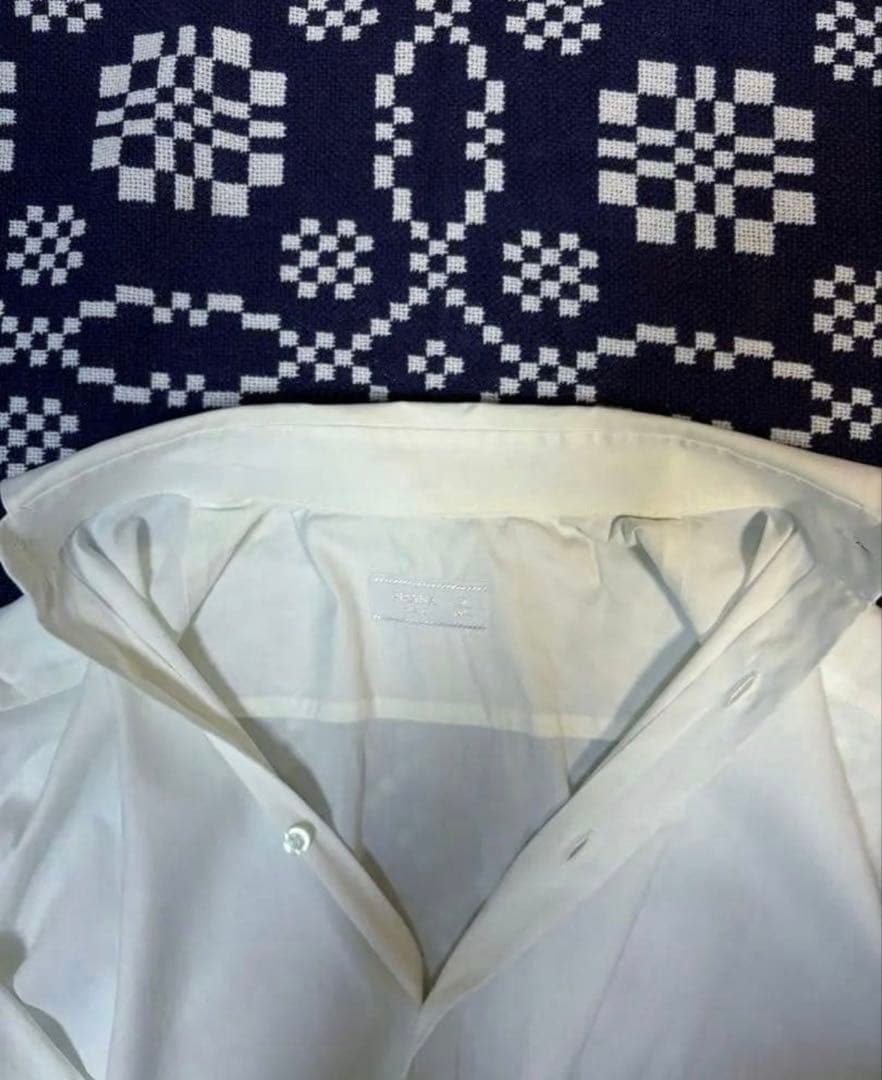 PRADA　ドレスシャツ　サイズ37