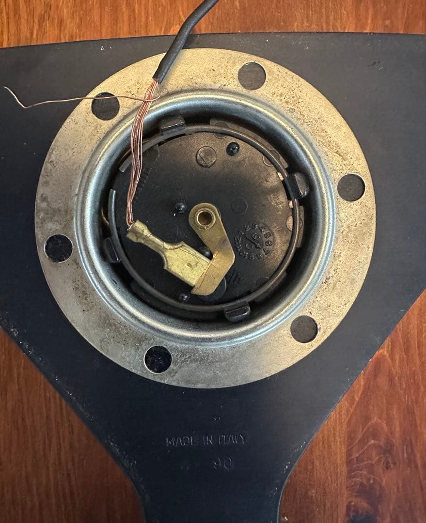 ユーノスロードスター(NA) 純正ステアリンホイール　MOMO