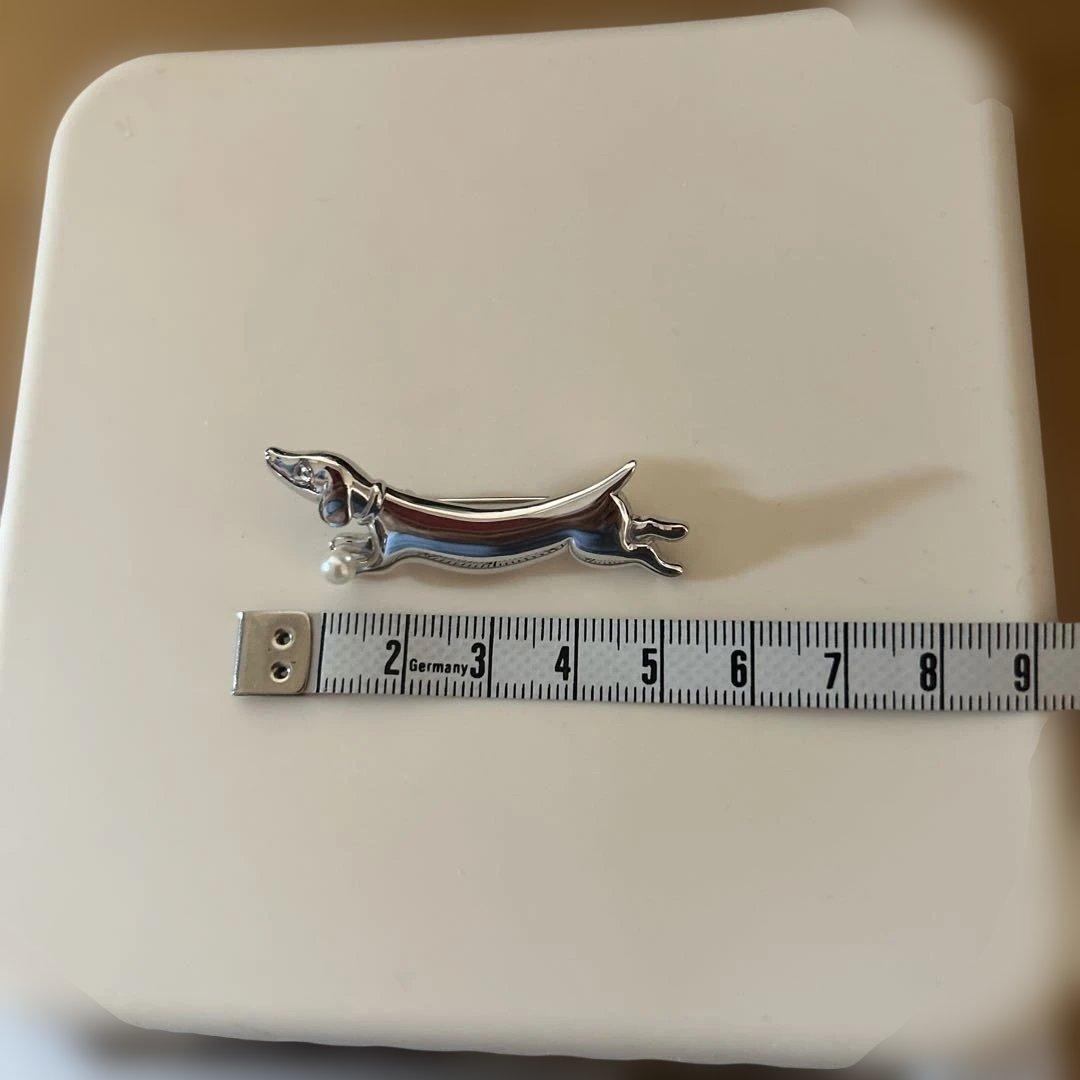 ミキモト MIKIMOTO ブローチ パール ダックスフント 犬 真珠 シルバー