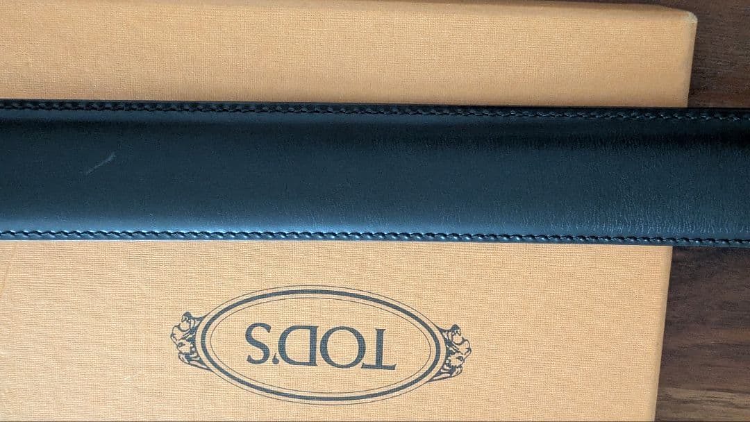 トッズ　ベルト　ブラック