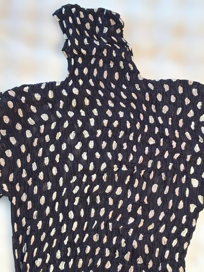 ISSEY MIYAKE しわプリーツ ドット柄 ハイネック L