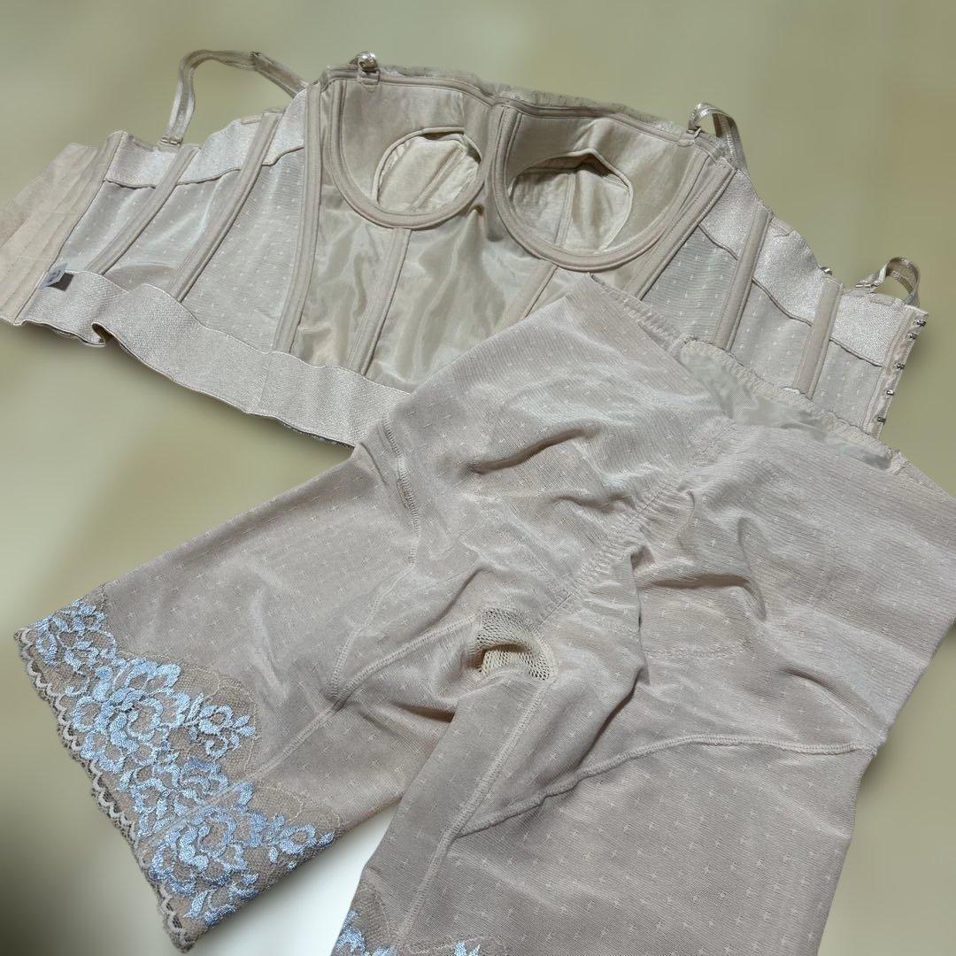 マルコ リュミエス ロンブラ、ロングガードルD75 L70