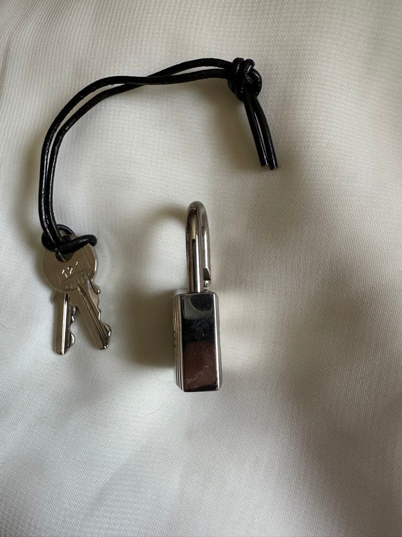 エルメスのカデナ　鍵ニコ付き