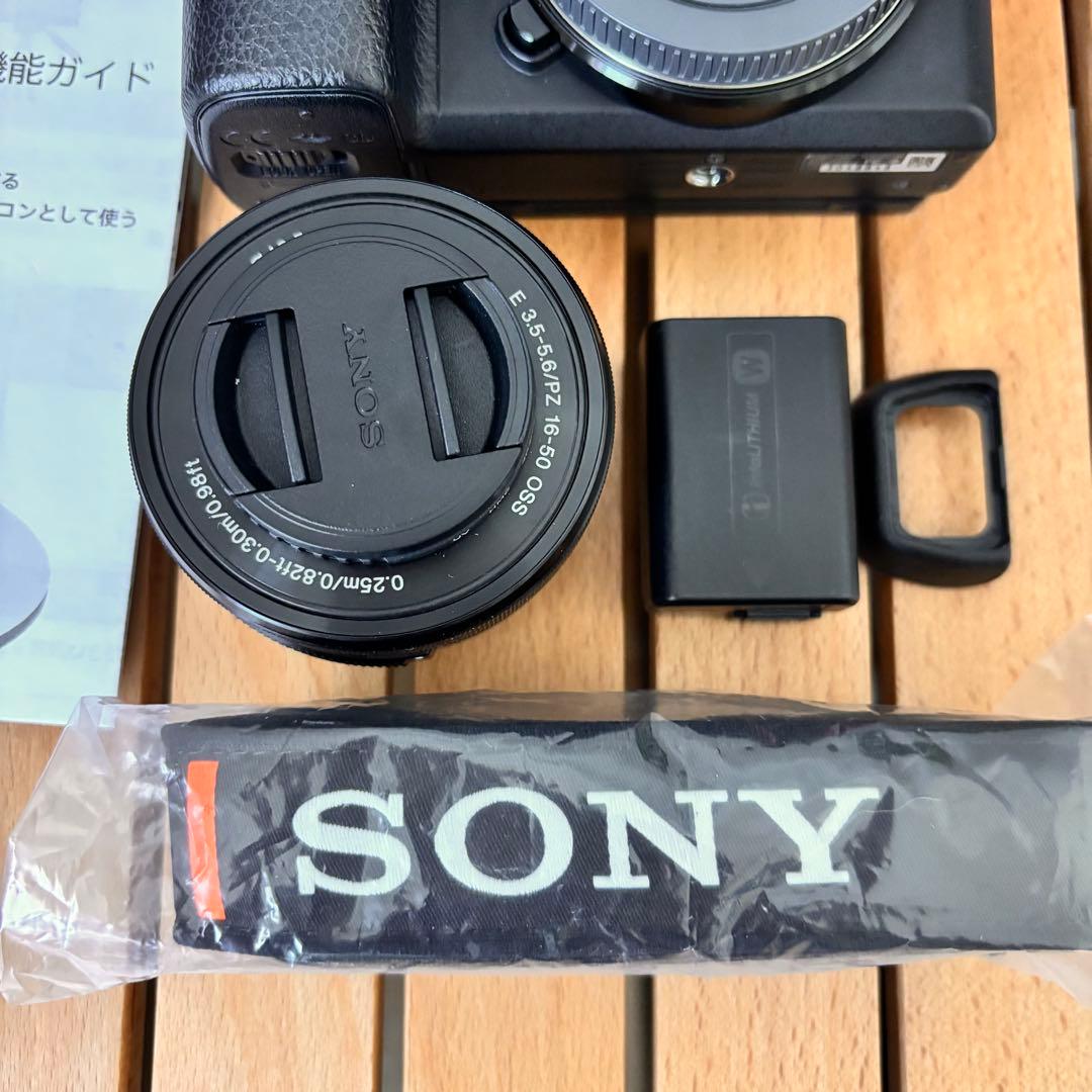 SONY ソニー α6300 ミラーレス一眼カメラ ズームレンズブラケット付き