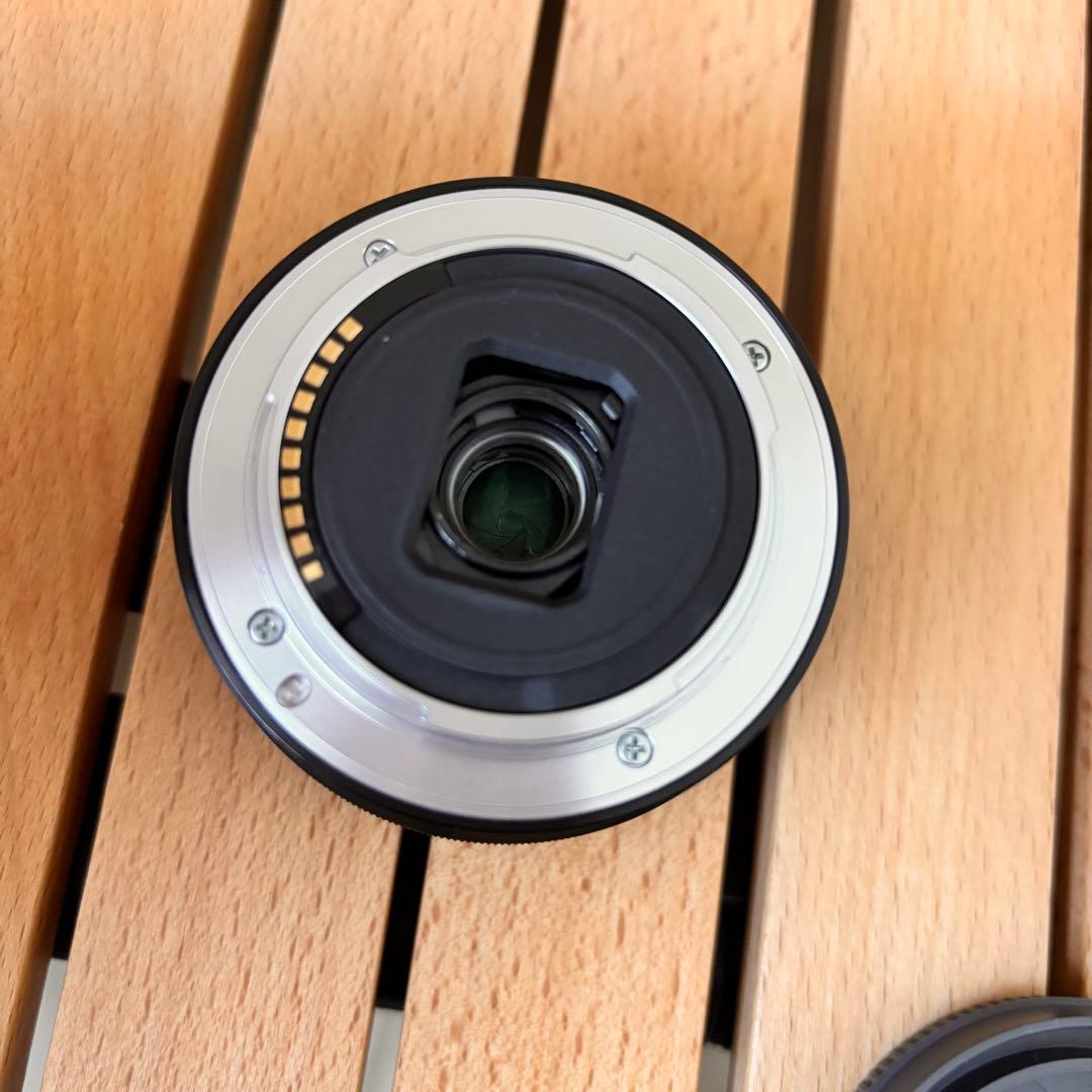 SONY ソニー α6300 ミラーレス一眼カメラ ズームレンズブラケット付き