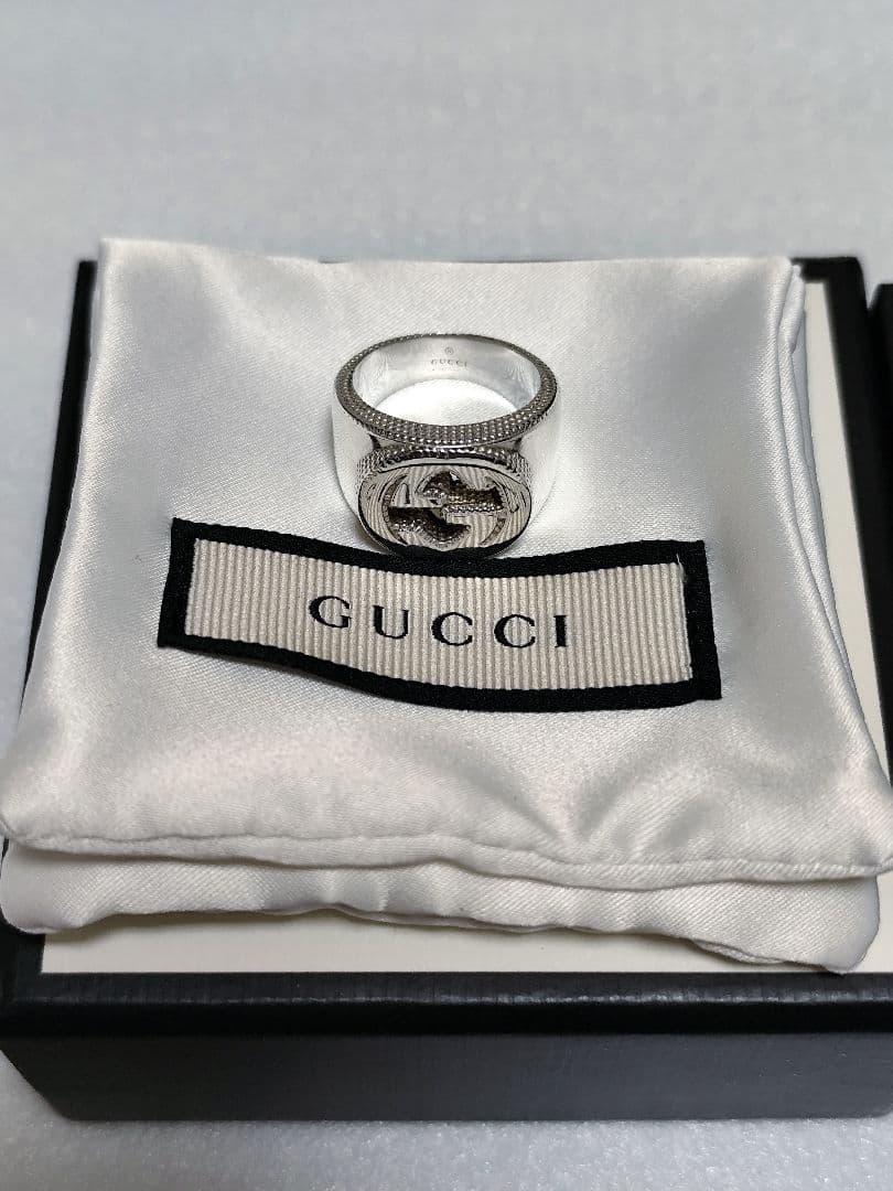 GUCCI ダブルGカットアウトリング