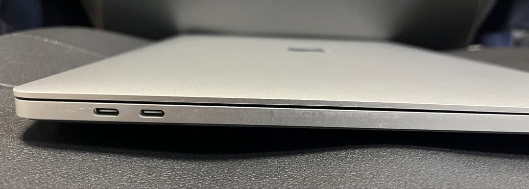 MacBook Pro 2019 16インチ 1TB 16GB